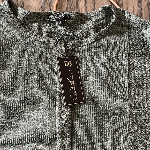 NWT Long Sleeve top Sz M - Picture 7 of 8